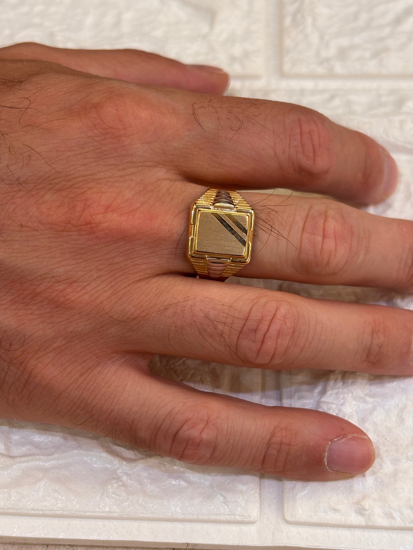 Anello Uomo Oro giallo 18 Carati