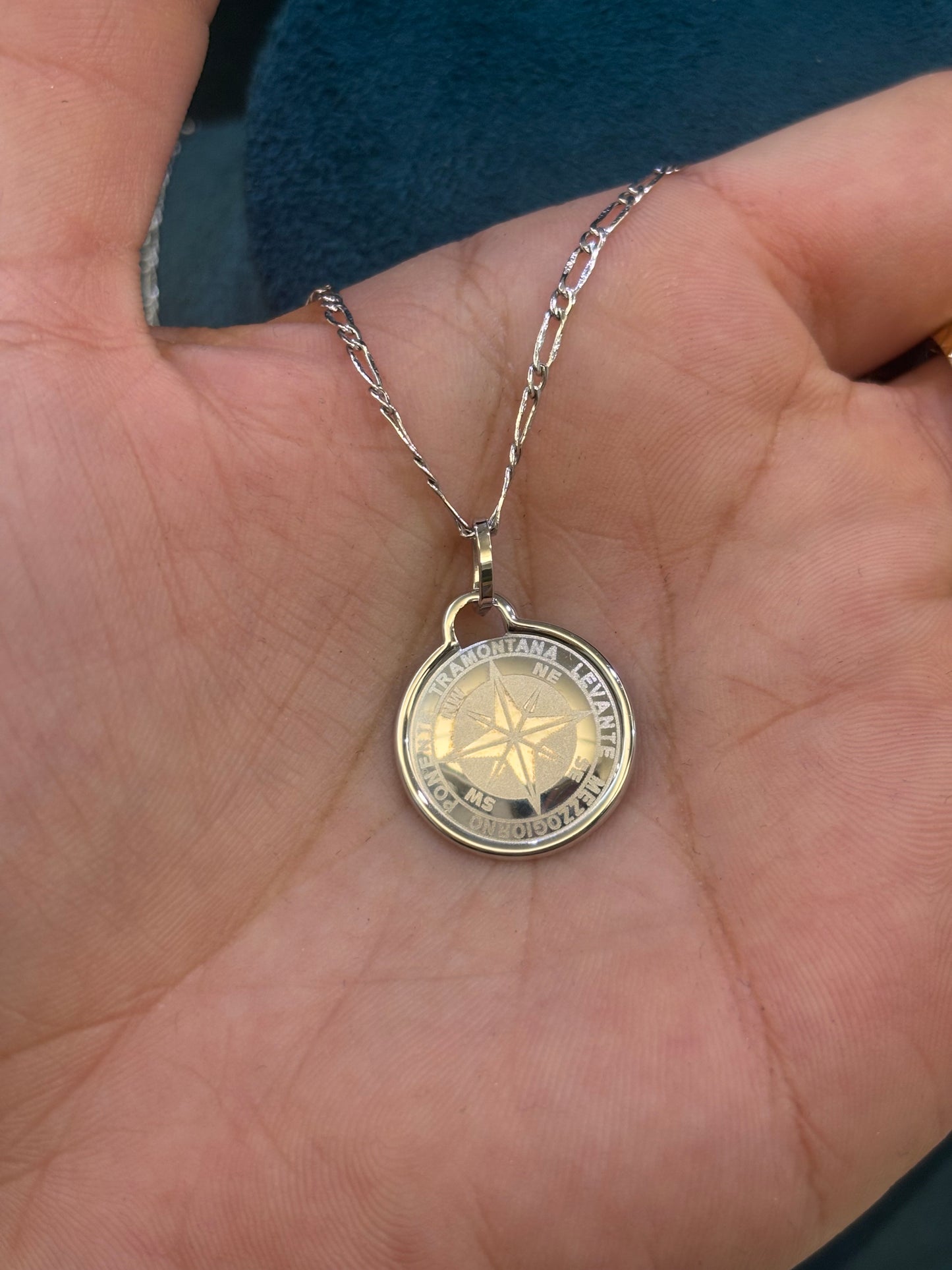 Collana Rosa dei Venti Oro Bianco 18 Carati