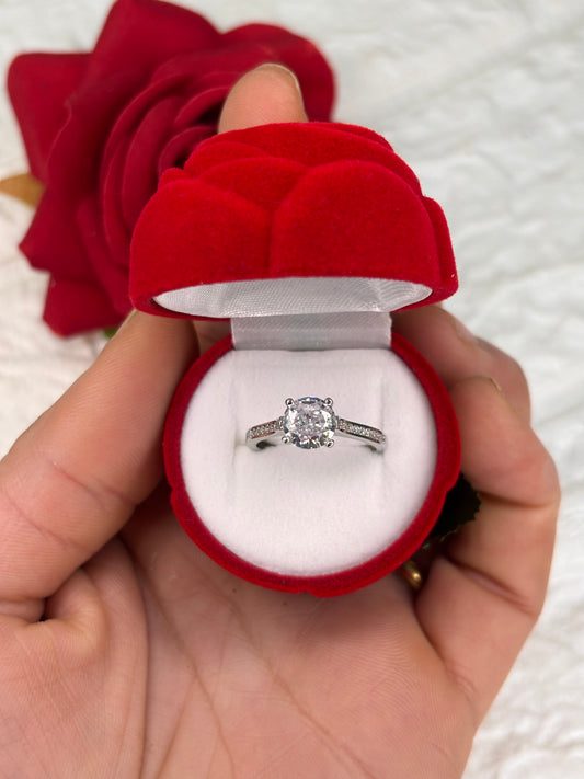 Anello Solitario con zirconi sul gambo Argento 925