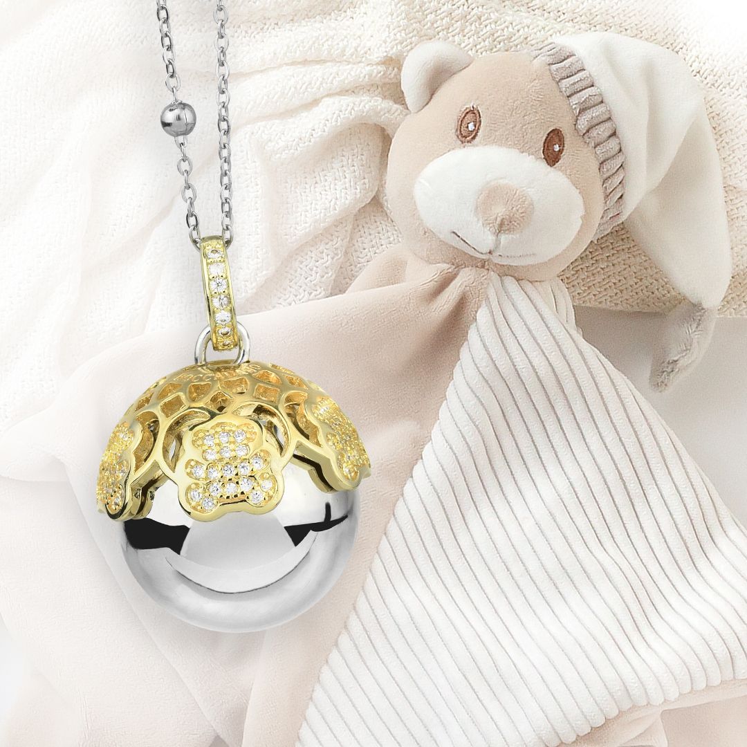 TR_GR39K Cofanetto Angelomio Dudù composto da collana con ciondolo sonoro, coppetta rodiata di orsetti e peluche