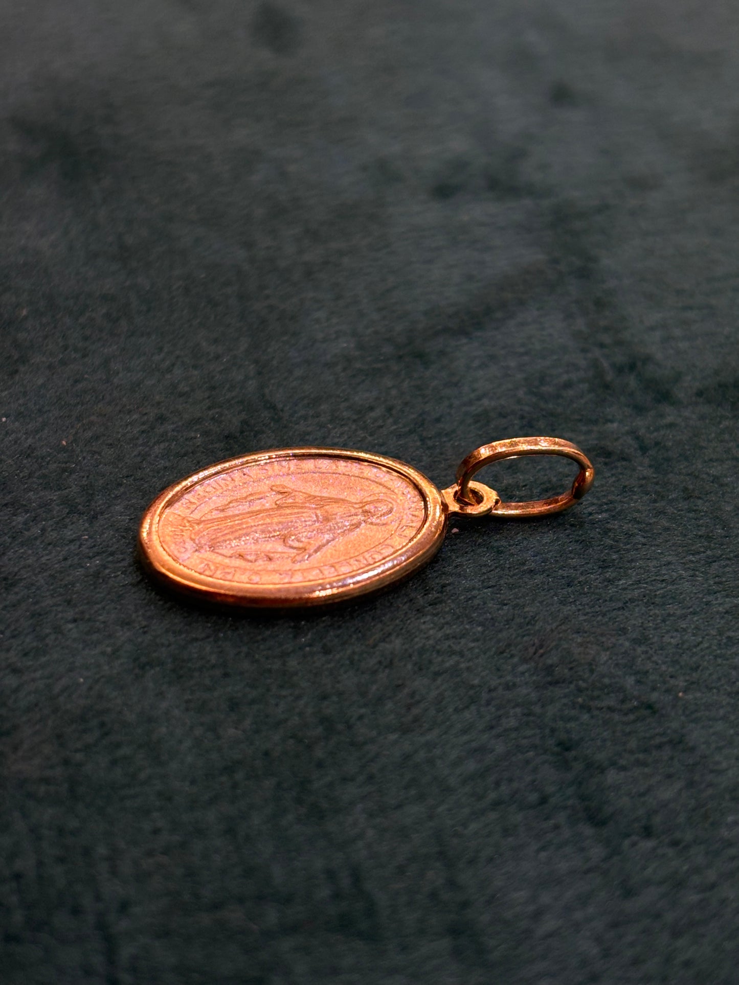 Ciondolo Madonnina Miracolosa Oro 18 Carati