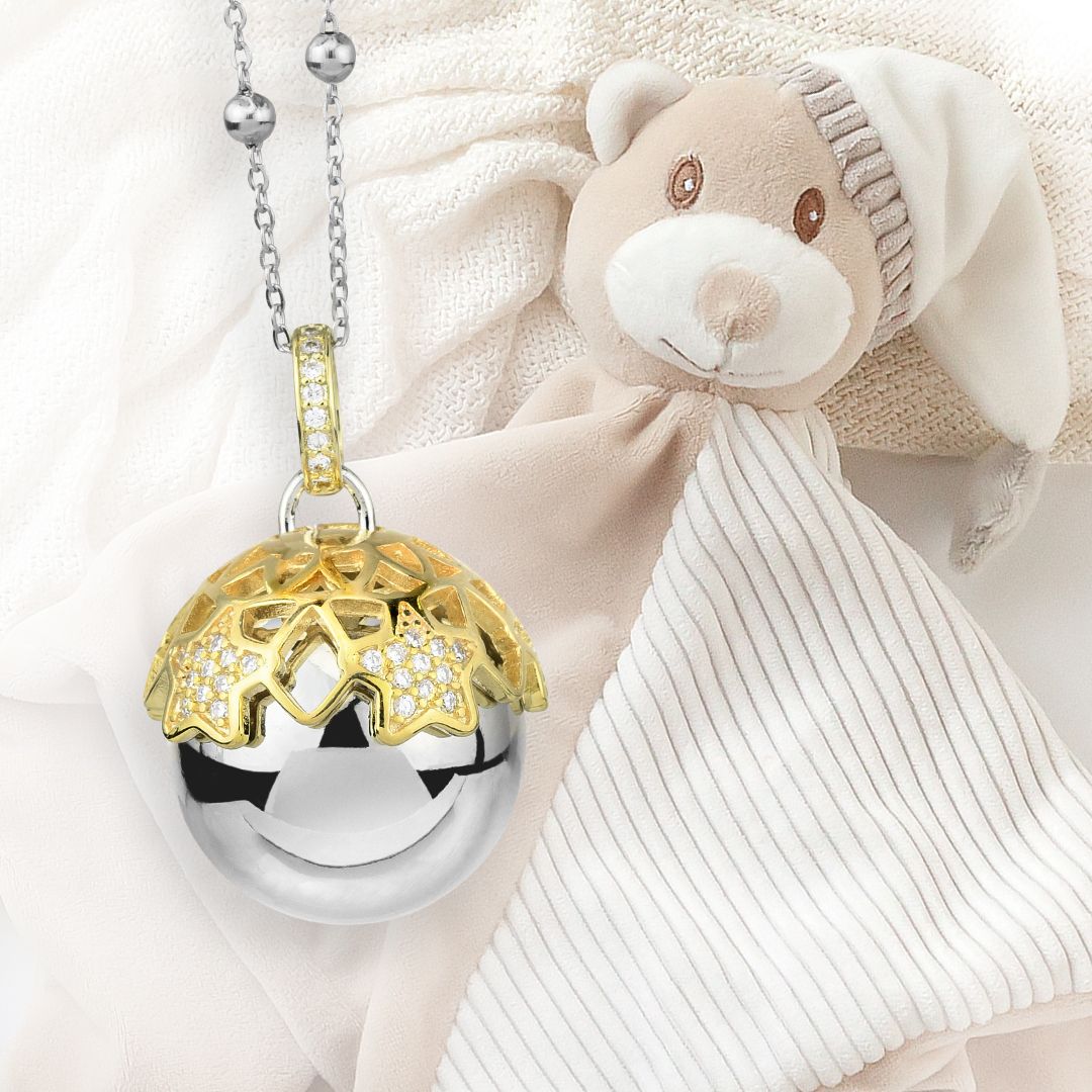 TR_GR41K TR_GR38K Cofanetto Angelomio Dudù composto da collana con ciondolo sonoro, coppetta rodiata di stelle e peluche