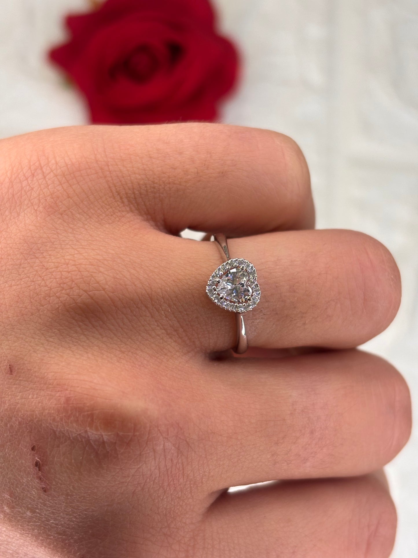 Anello Cuore Oro Bianco 18 Carati