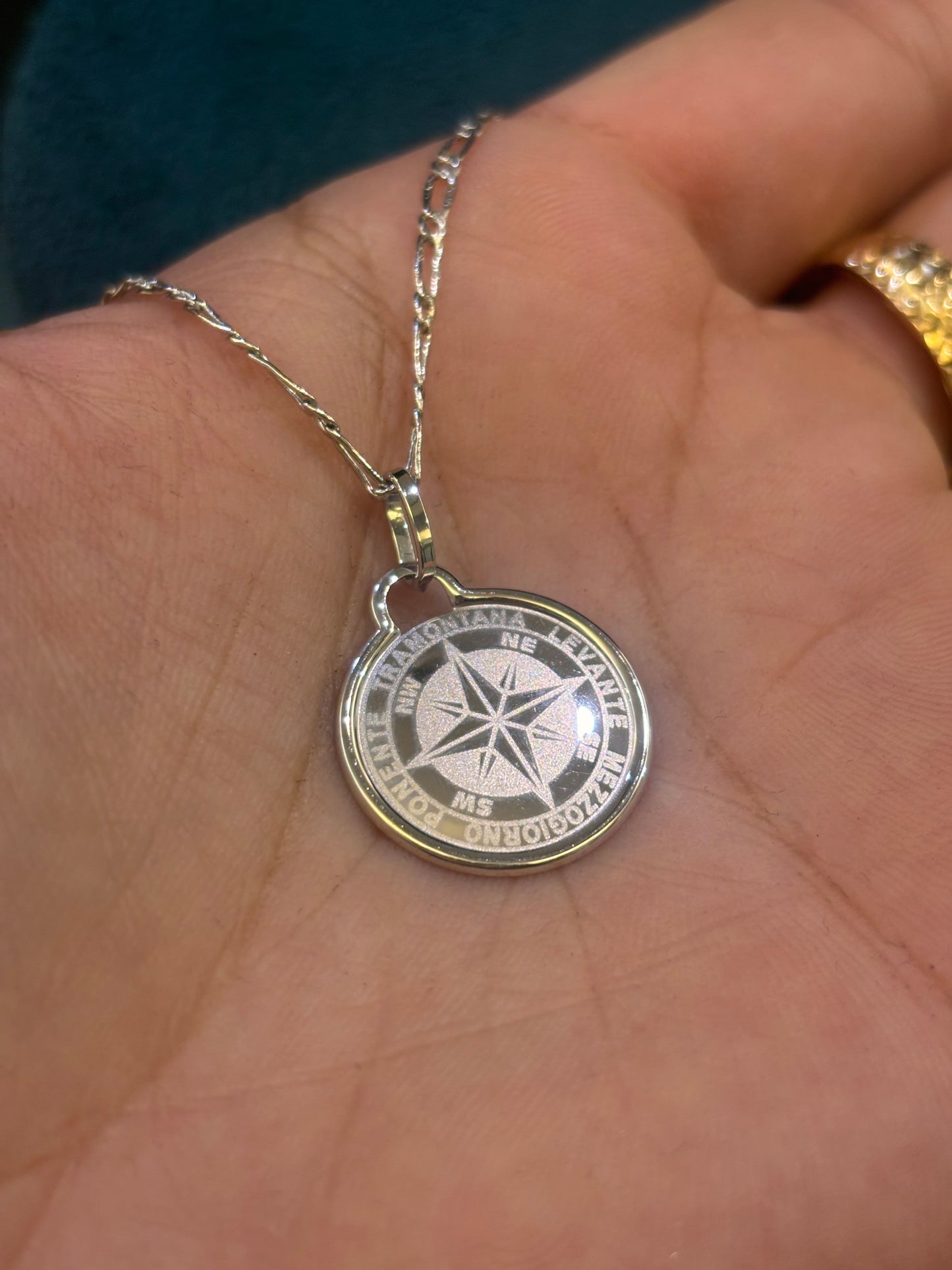 Collana Rosa dei Venti Oro Bianco 18 Carati