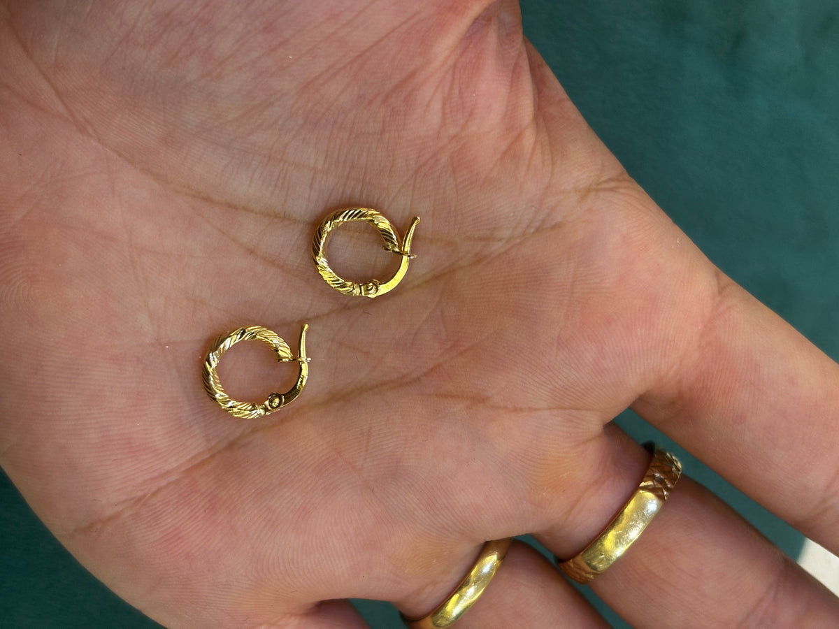 Orecchini Oro Giallo cerchio lavorati