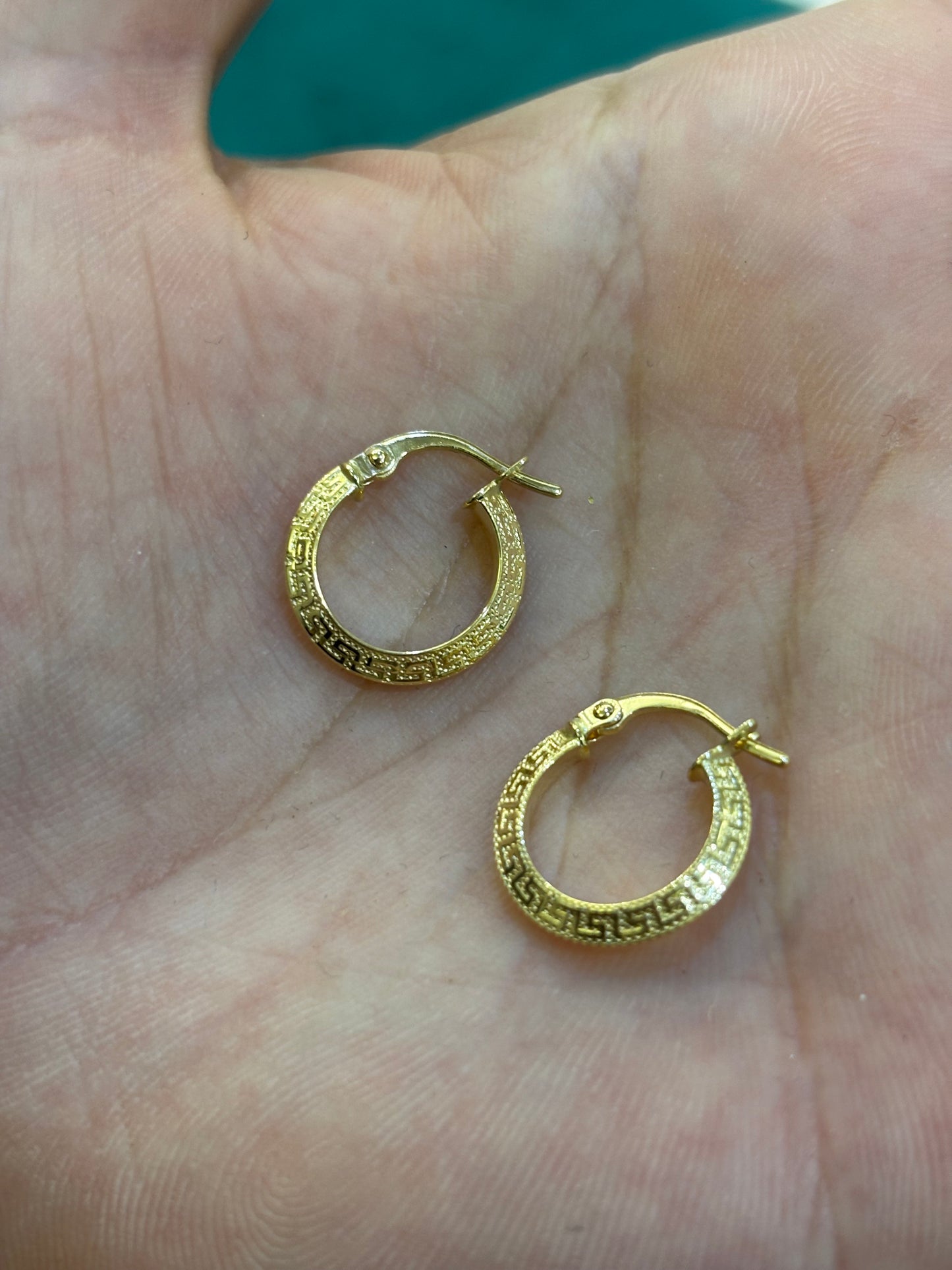 Anelli cerchio con greca oro 18 carati