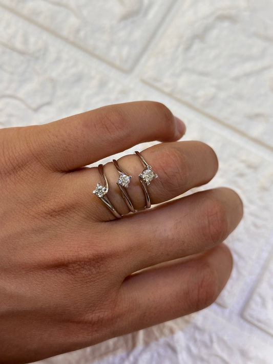 ANELLO SOLITARIO ORO E DIAMANTE PROMESSE GIOIELLI
