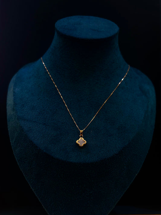 Collana Ciondolo Madre Perla Oro 18 carati