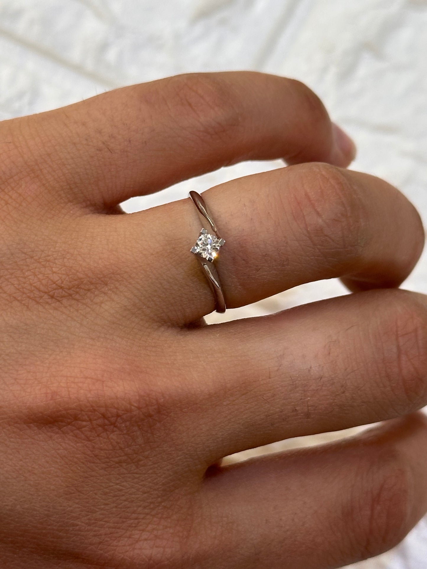ANELLO SOLITARIO ORO E DIAMANTE PROMESSE GIOIELLI